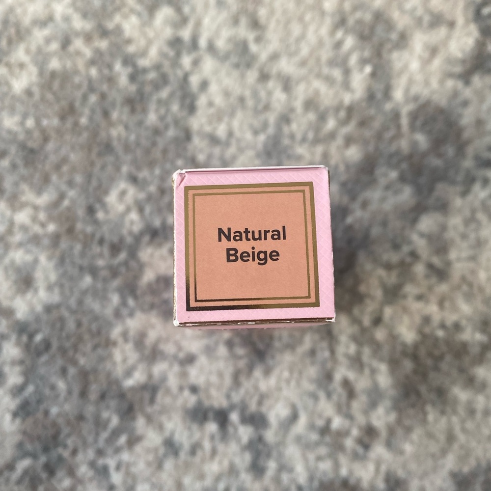 Too Faced Born This Way Soft Matte Foundation - Natural Beige - Picture 5 of 9